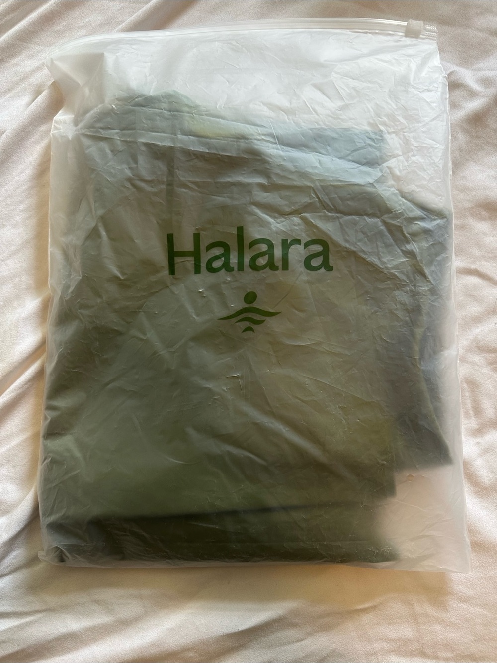 HALARA Olive Green Wide-Leg Cropped Pants with Side Slit - Picture 3 of 5